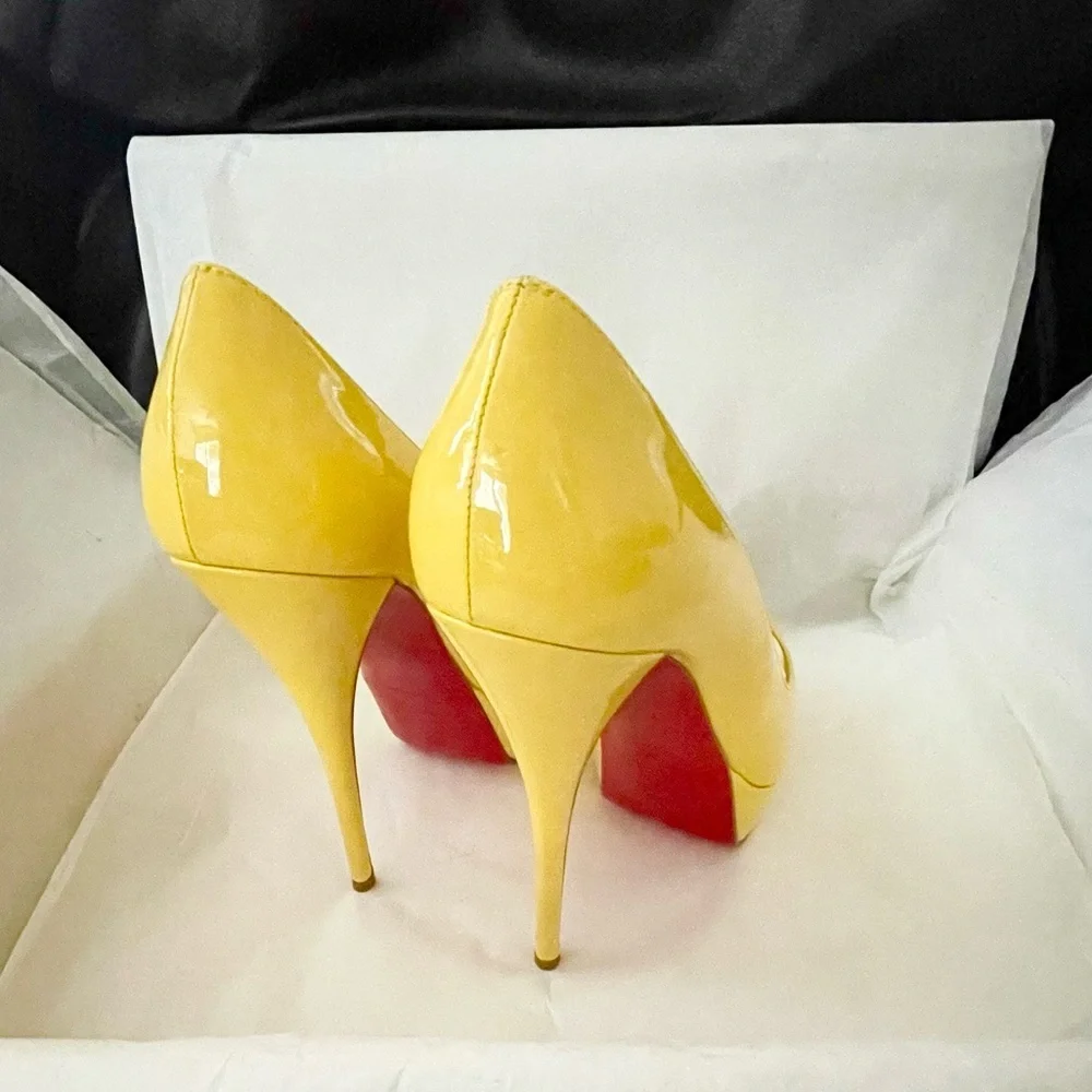 Christian Louboutin ladypeep 140 glossy patent leather yellow peeptoe pumps 38.5